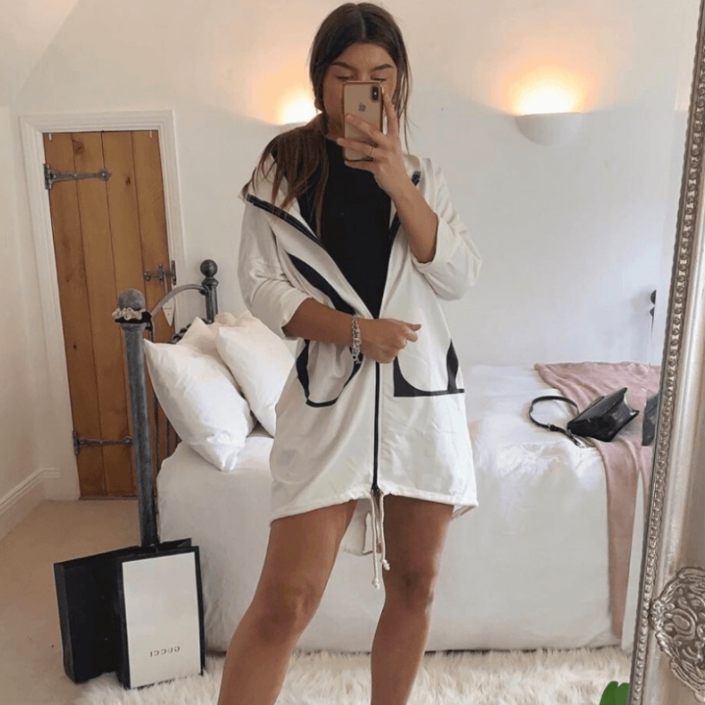 ☽ SOLD OUT Off White Love Hoodie Dress - Picture 5 of 16